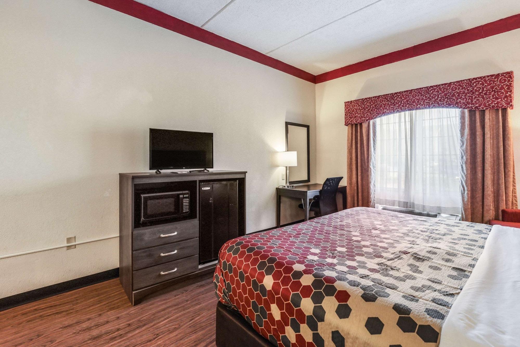 Econo Lodge Inn & Suites Marianna Bagian luar foto